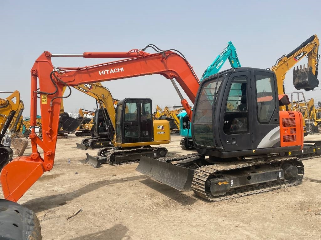 Hitachi ZX 70 - Ερπυστριοφόρος εκσκαφέας: φωτογραφία 1 Hitachi ZX 70 - Ερπυστριοφόρος εκσκαφέας: φωτογραφία 1