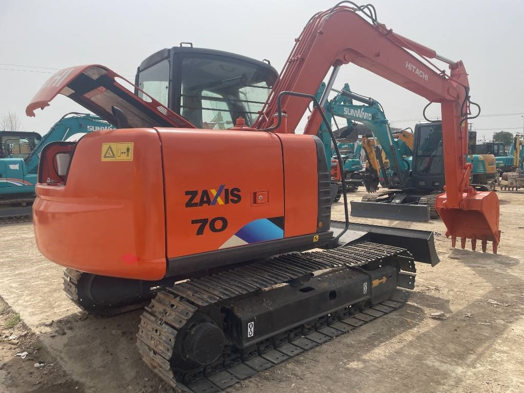 Hitachi ZX 70 - Ερπυστριοφόρος εκσκαφέας: φωτογραφία 4 Hitachi ZX 70 - Ερπυστριοφόρος εκσκαφέας: φωτογραφία 4