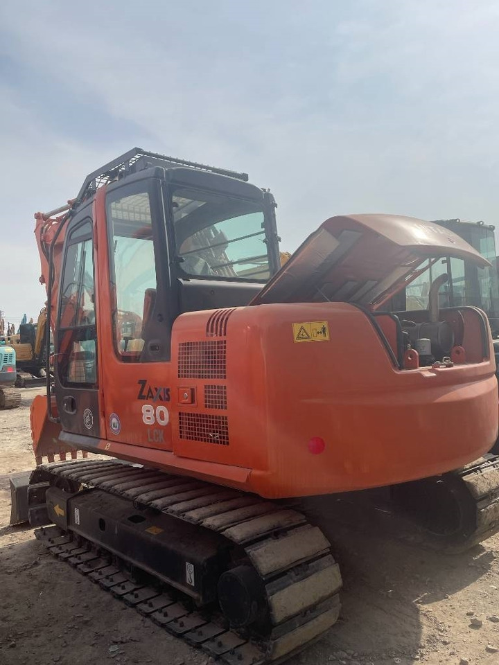 Hitachi ZX 80 - Ερπυστριοφόρος εκσκαφέας: φωτογραφία 3 Hitachi ZX 80 - Ερπυστριοφόρος εκσκαφέας: φωτογραφία 3
