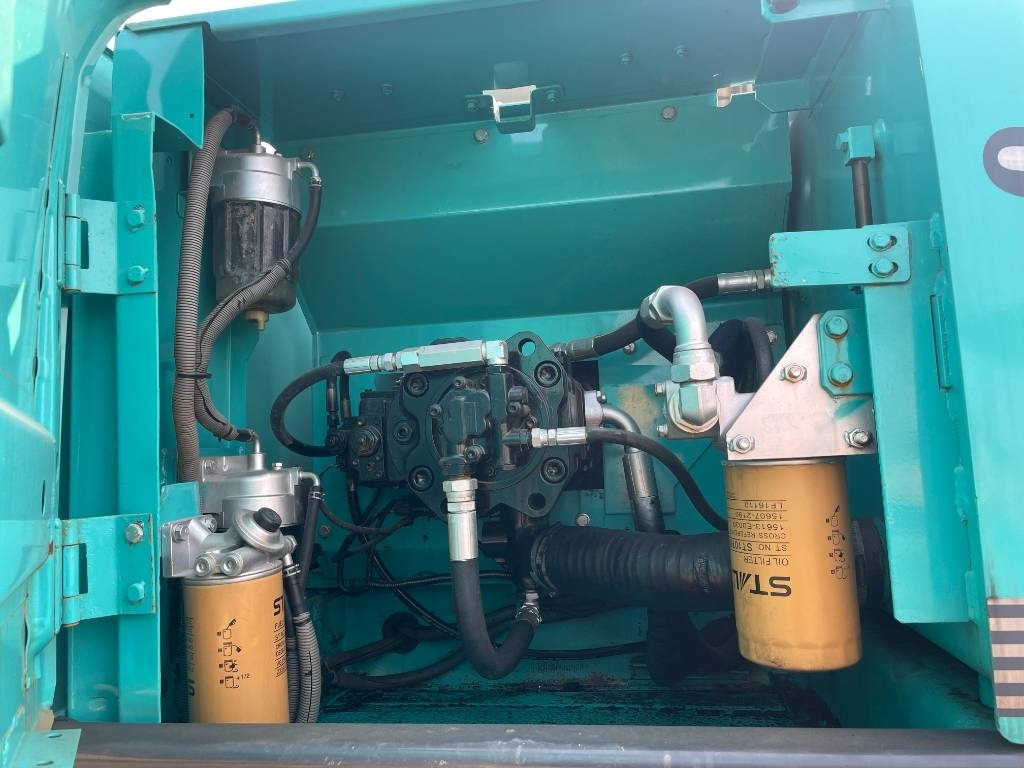 Kobelco SK 200 - Ερπυστριοφόρος εκσκαφέας: φωτογραφία 2 Kobelco SK 200 - Ερπυστριοφόρος εκσκαφέας: φωτογραφία 2