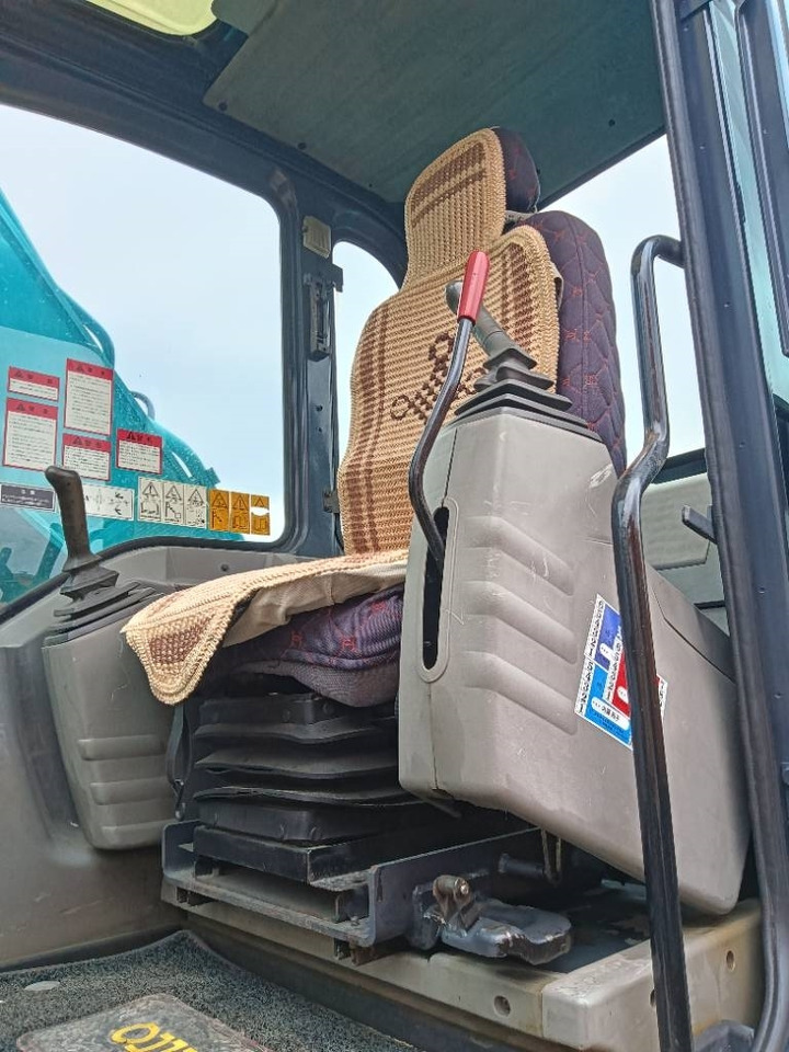 Kobelco SK 210 - Ερπυστριοφόρος εκσκαφέας: φωτογραφία 4 Kobelco SK 210 - Ερπυστριοφόρος εκσκαφέας: φωτογραφία 4
