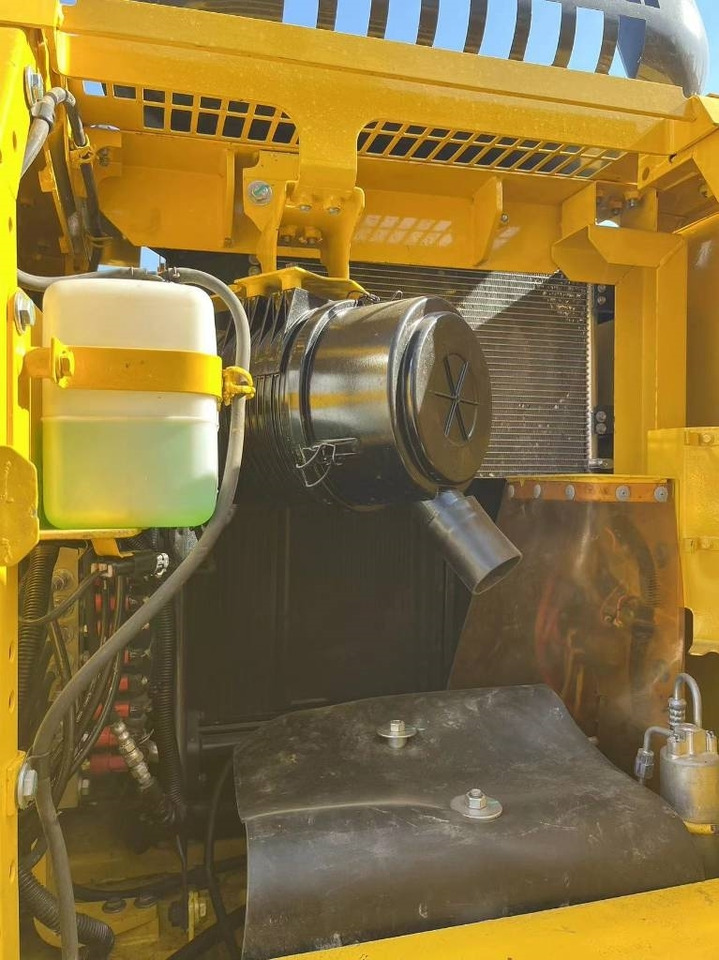 Komatsu PC 130 - Ερπυστριοφόρος εκσκαφέας: φωτογραφία 2 Komatsu PC 130 - Ερπυστριοφόρος εκσκαφέας: φωτογραφία 2