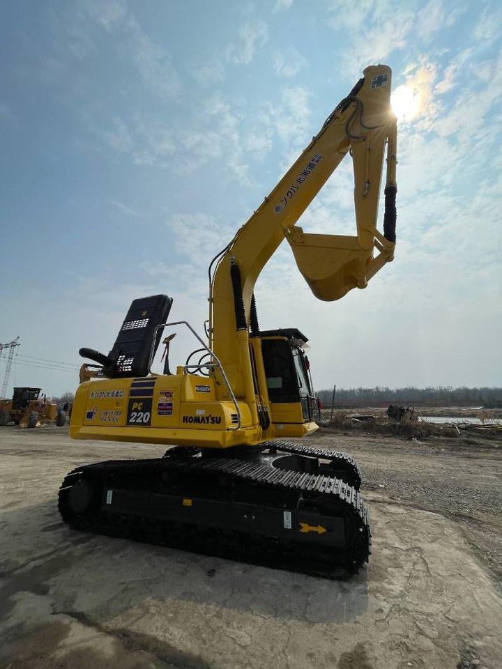 Komatsu PC 220 - Ερπυστριοφόρος εκσκαφέας: φωτογραφία 2 Komatsu PC 220 - Ερπυστριοφόρος εκσκαφέας: φωτογραφία 2
