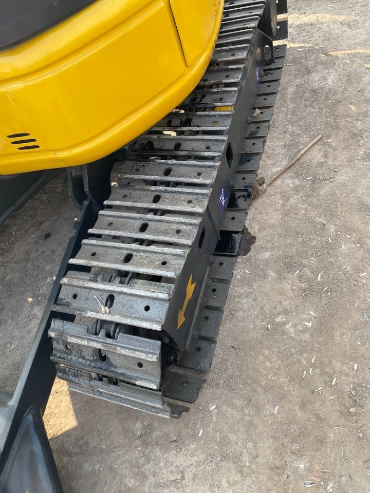 Komatsu PC 35 - Μίνι εκσκαφέας: φωτογραφία 2 Komatsu PC 35 - Μίνι εκσκαφέας: φωτογραφία 2