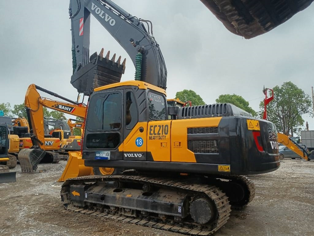 Volvo EC 210 - Ερπυστριοφόρος εκσκαφέας: φωτογραφία 2 Volvo EC 210 - Ερπυστριοφόρος εκσκαφέας: φωτογραφία 2