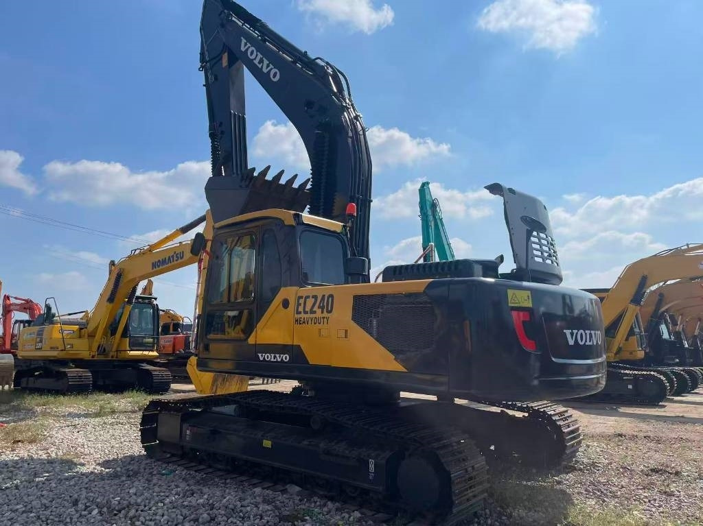 Volvo EC 240 - Ερπυστριοφόρος εκσκαφέας: φωτογραφία 2 Volvo EC 240 - Ερπυστριοφόρος εκσκαφέας: φωτογραφία 2