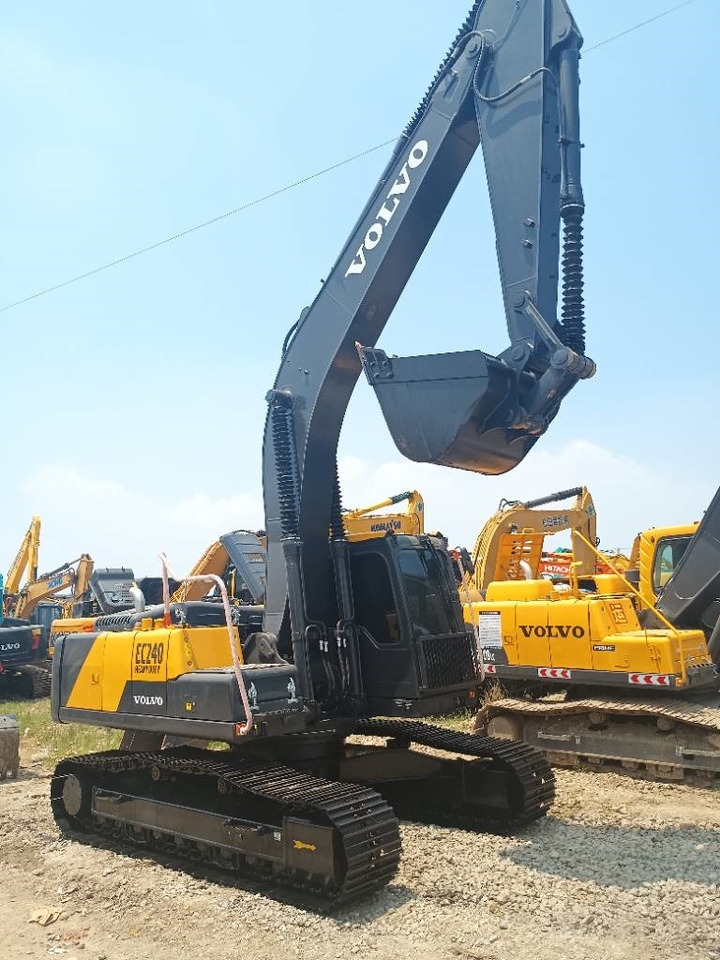 Volvo EC 240 - Ερπυστριοφόρος εκσκαφέας: φωτογραφία 2 Volvo EC 240 - Ερπυστριοφόρος εκσκαφέας: φωτογραφία 2
