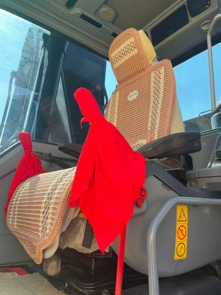 Volvo EC 240 - Ερπυστριοφόρος εκσκαφέας: φωτογραφία 4 Volvo EC 240 - Ερπυστριοφόρος εκσκαφέας: φωτογραφία 4