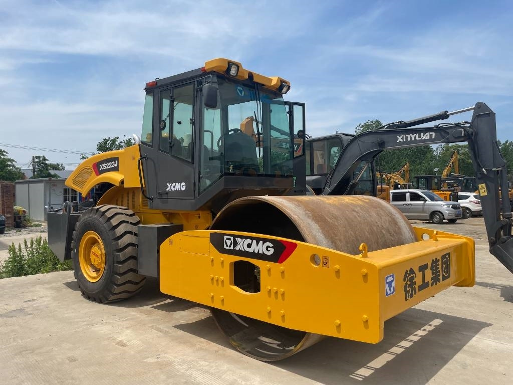 XCMG XS 223 J - Οδοστρωτήρες: φωτογραφία 1 XCMG XS 223 J - Οδοστρωτήρες: φωτογραφία 1