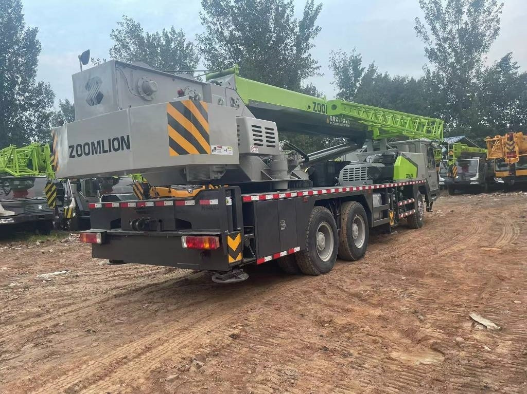 Zoomlion ZTC 500 V - Γερανός παντός εδάφους: φωτογραφία 2 Zoomlion ZTC 500 V - Γερανός παντός εδάφους: φωτογραφία 2