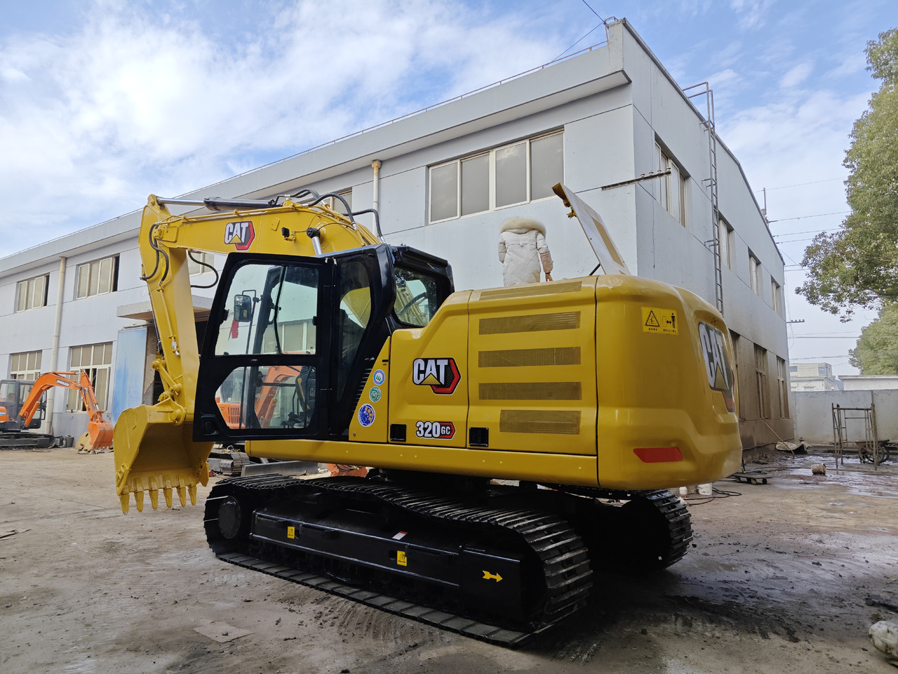 CATERPILLAR 320GC - Ερπυστριοφόρος εκσκαφέας: φωτογραφία 1 CATERPILLAR 320GC - Ερπυστριοφόρος εκσκαφέας: φωτογραφία 1