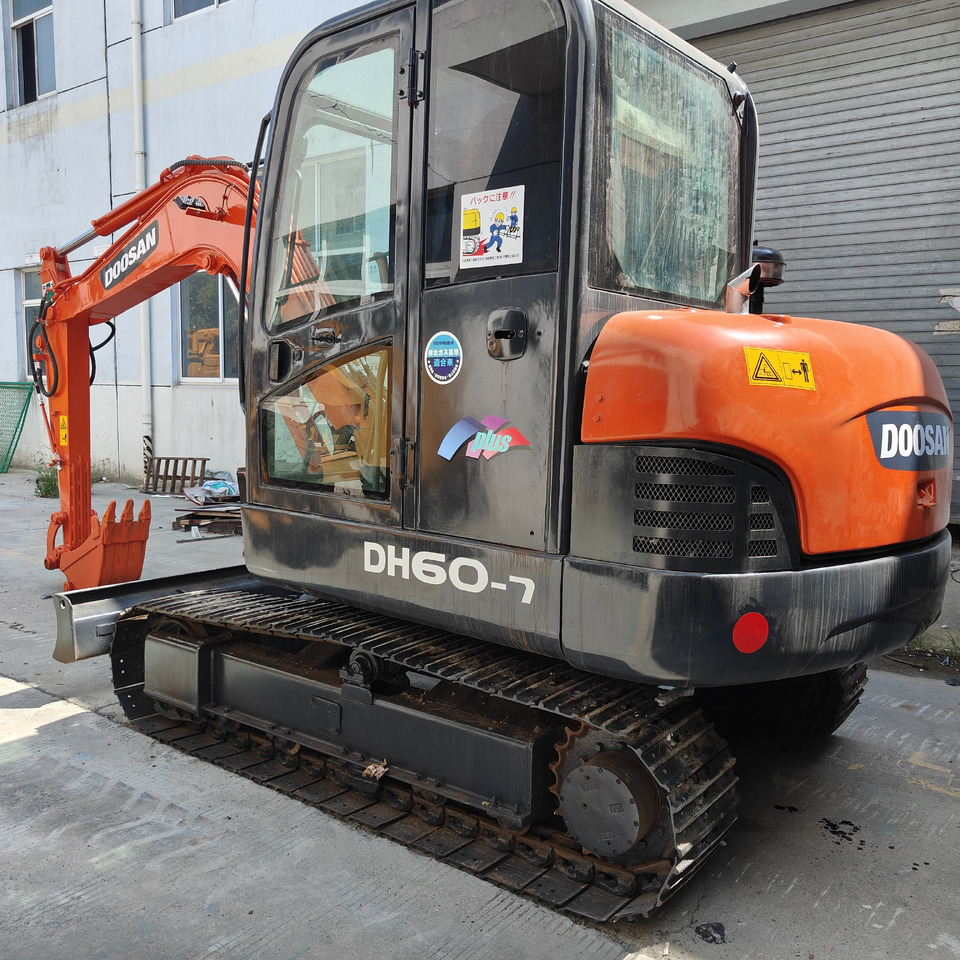 Doosan DH60 - Μίνι εκσκαφέας: φωτογραφία 3 Doosan DH60 - Μίνι εκσκαφέας: φωτογραφία 3