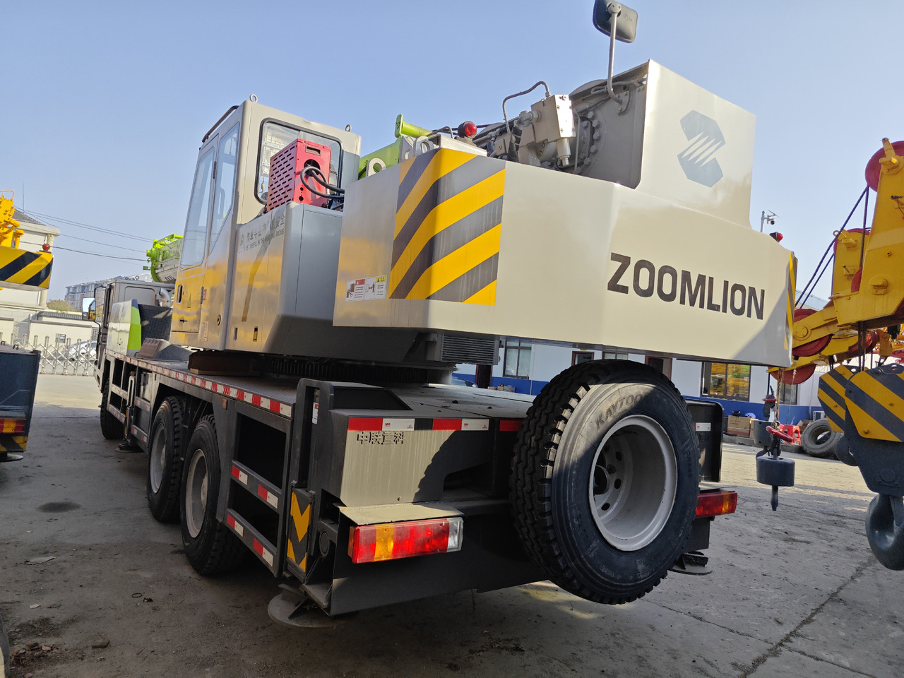 ZOOMLION ZTC250V 25TON - Τηλεσκοπικός γερανός: φωτογραφία 1 ZOOMLION ZTC250V 25TON - Τηλεσκοπικός γερανός: φωτογραφία 1