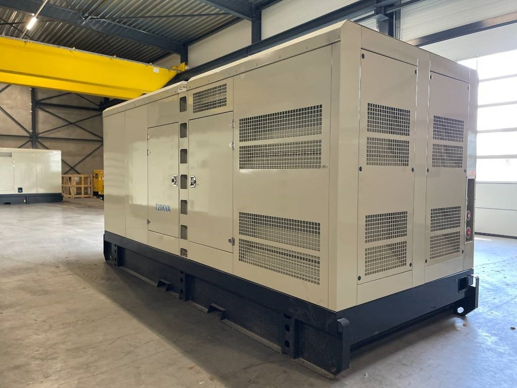Baudouin 6M33G715/5 - 720 kVA Surplus genset - DPX-19879.1 - Βιομηχανική γεννήτρια: φωτογραφία 3 Baudouin 6M33G715/5 - 720 kVA Surplus genset - DPX-19879.1 - Βιομηχανική γεννήτρια: φωτογραφία 3