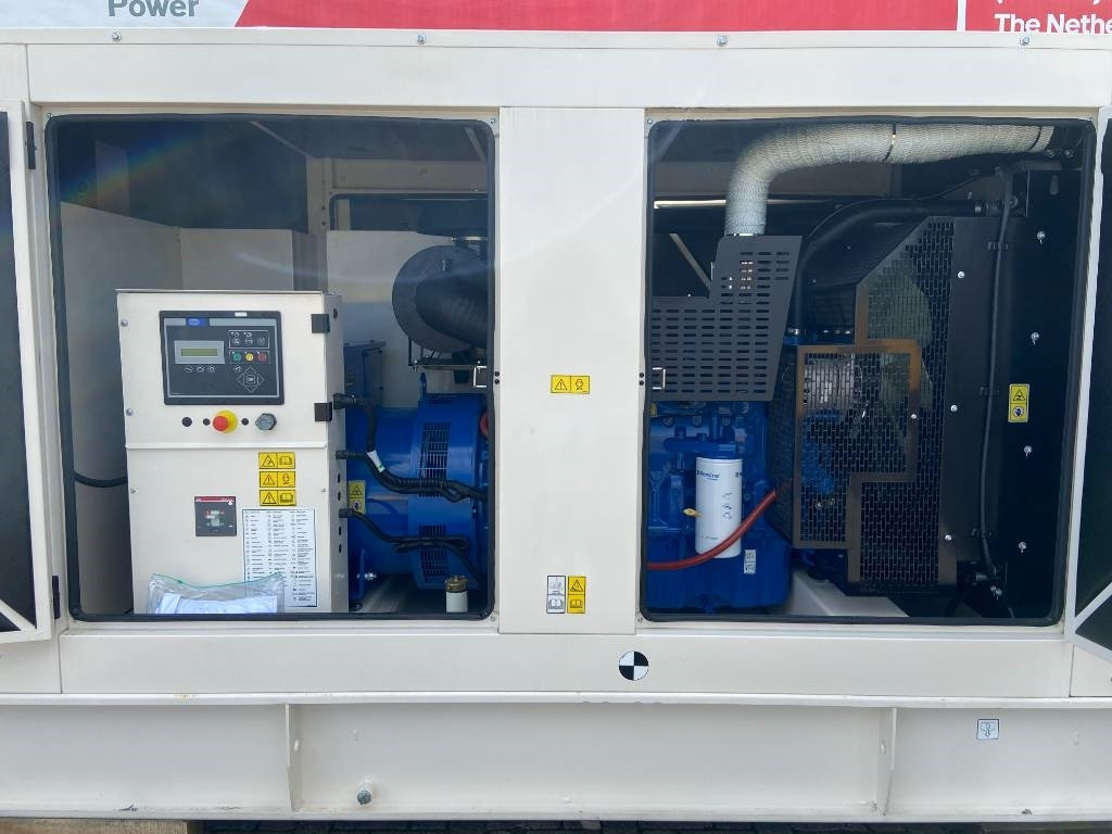 FG Wilson P300-5 - 300 kVA Genset - DPX-16015 - Βιομηχανική γεννήτρια: φωτογραφία 5 FG Wilson P300-5 - 300 kVA Genset - DPX-16015 - Βιομηχανική γεννήτρια: φωτογραφία 5