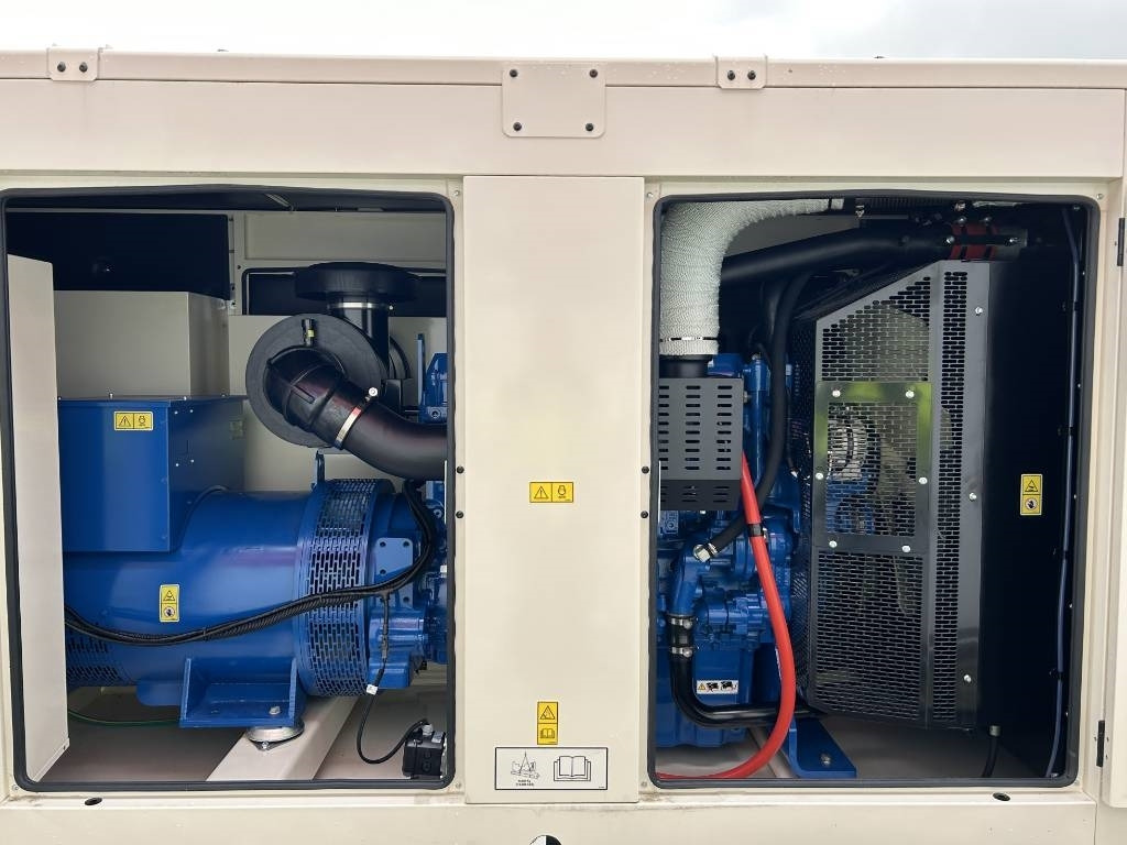 FG Wilson P450-3 - 450 kVA Genset - DPX-16018 - Βιομηχανική γεννήτρια: φωτογραφία 5 FG Wilson P450-3 - 450 kVA Genset - DPX-16018 - Βιομηχανική γεννήτρια: φωτογραφία 5