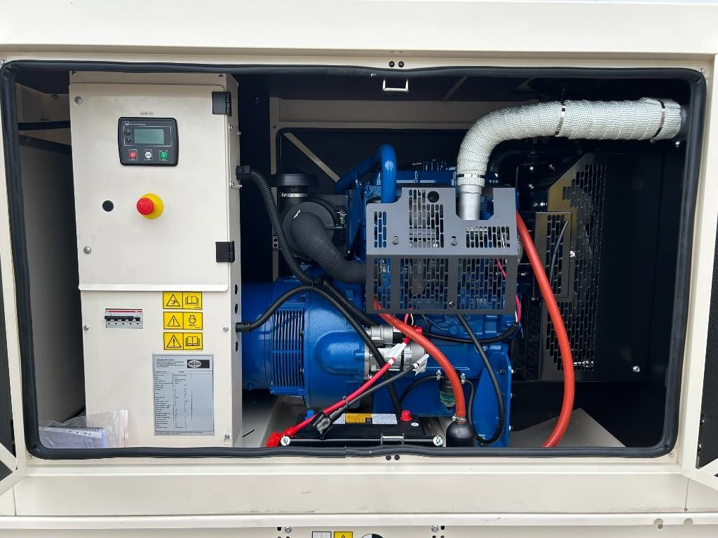 FG Wilson P55-3 - 55 kVA Genset - DPX-16005 - Βιομηχανική γεννήτρια: φωτογραφία 4 FG Wilson P55-3 - 55 kVA Genset - DPX-16005 - Βιομηχανική γεννήτρια: φωτογραφία 4
