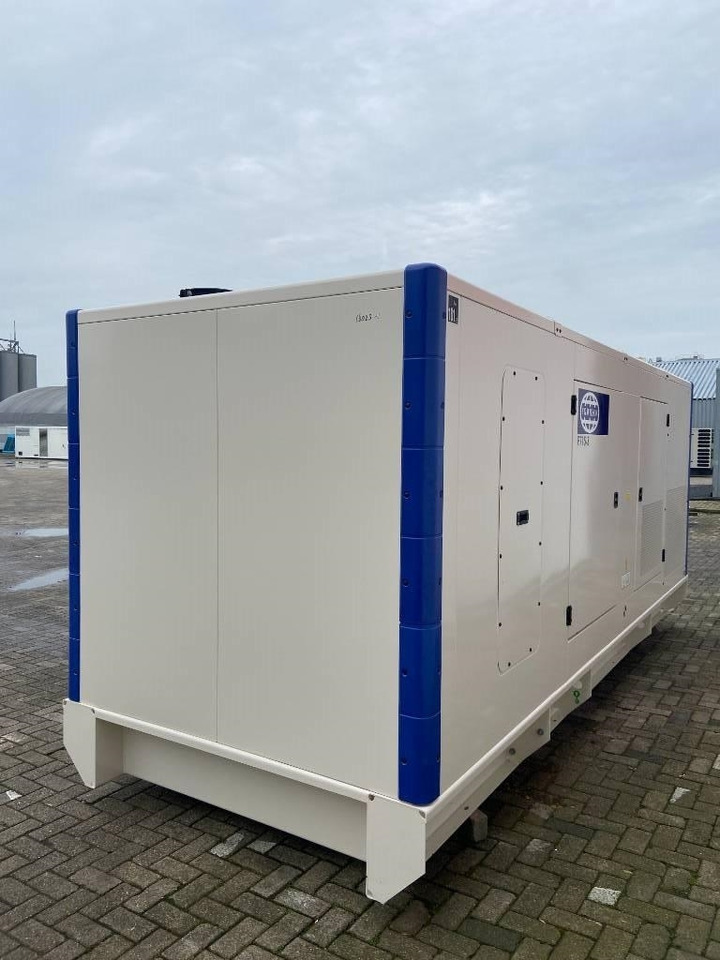 FG Wilson P715-3 - 715 kVA Genset - DPX-16023 - Βιομηχανική γεννήτρια: φωτογραφία 3 FG Wilson P715-3 - 715 kVA Genset - DPX-16023 - Βιομηχανική γεννήτρια: φωτογραφία 3