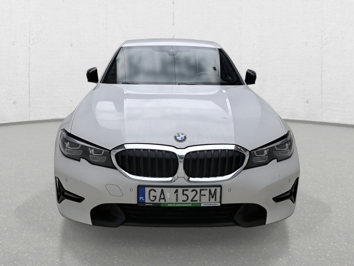 BMW 320I XDRIVE SEDAN - Αυτοκίνητο: φωτογραφία 3 BMW 320I XDRIVE SEDAN - Αυτοκίνητο: φωτογραφία 3