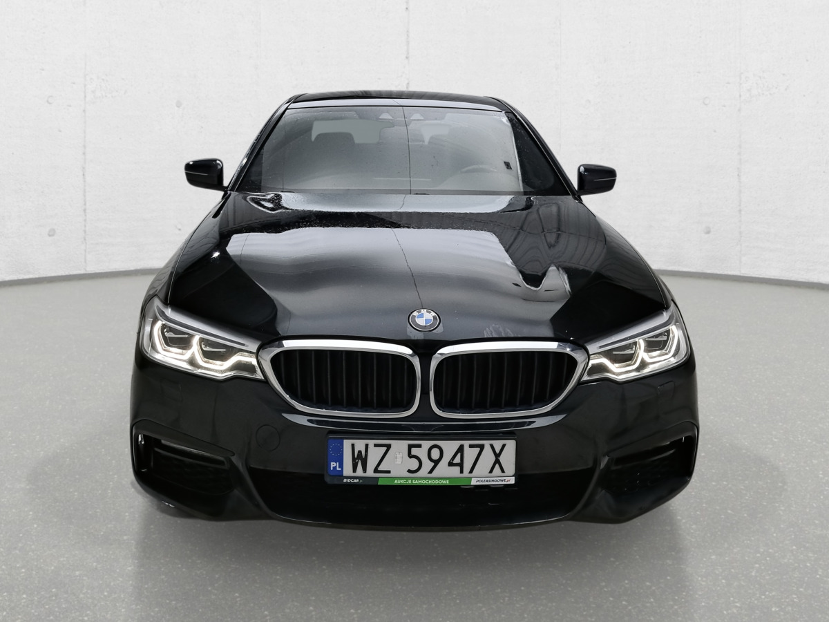 BMW 518D SEDAN - Λιμουζίνα/ Sedan: φωτογραφία 3 BMW 518D SEDAN - Λιμουζίνα/ Sedan: φωτογραφία 3