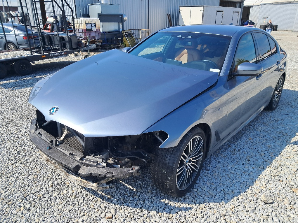 BMW 520D XDRIVE SEDAN - Λιμουζίνα/ Sedan: φωτογραφία 3 BMW 520D XDRIVE SEDAN - Λιμουζίνα/ Sedan: φωτογραφία 3