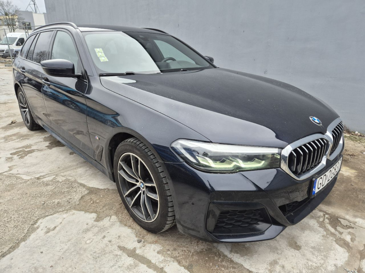 Αυτοκίνητο BMW 520d xDrive mHEV M Sport KOMBI: φωτογραφία 1