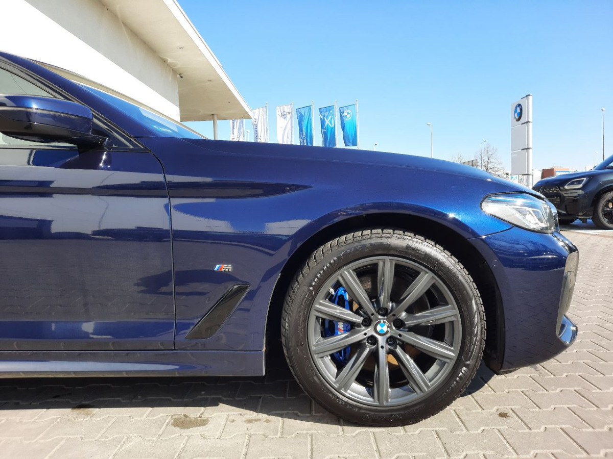BMW 530I XDRIVE KOMBI - Αυτοκίνητο: φωτογραφία 3 BMW 530I XDRIVE KOMBI - Αυτοκίνητο: φωτογραφία 3