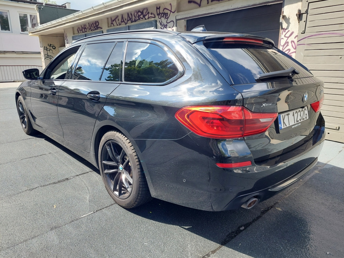BMW 530I XDRIVE KOMBI - Αυτοκίνητο: φωτογραφία 4 BMW 530I XDRIVE KOMBI - Αυτοκίνητο: φωτογραφία 4