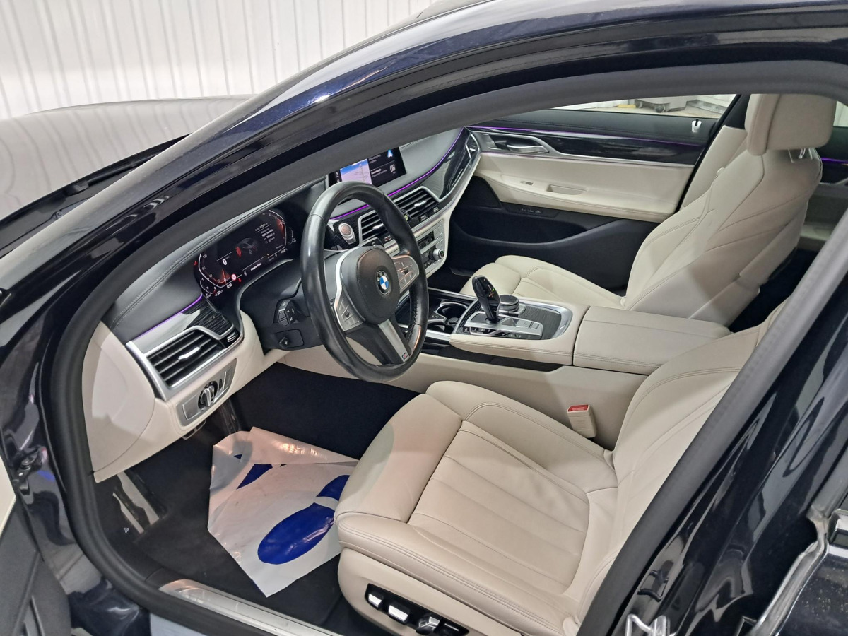 Λιμουζίνα/ Sedan BMW 730D XDRIVE SEDAN: φωτογραφία 7