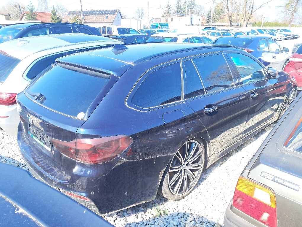 BMW M550D XDRIVE KOMBI - Αυτοκίνητο: φωτογραφία 3 BMW M550D XDRIVE KOMBI - Αυτοκίνητο: φωτογραφία 3