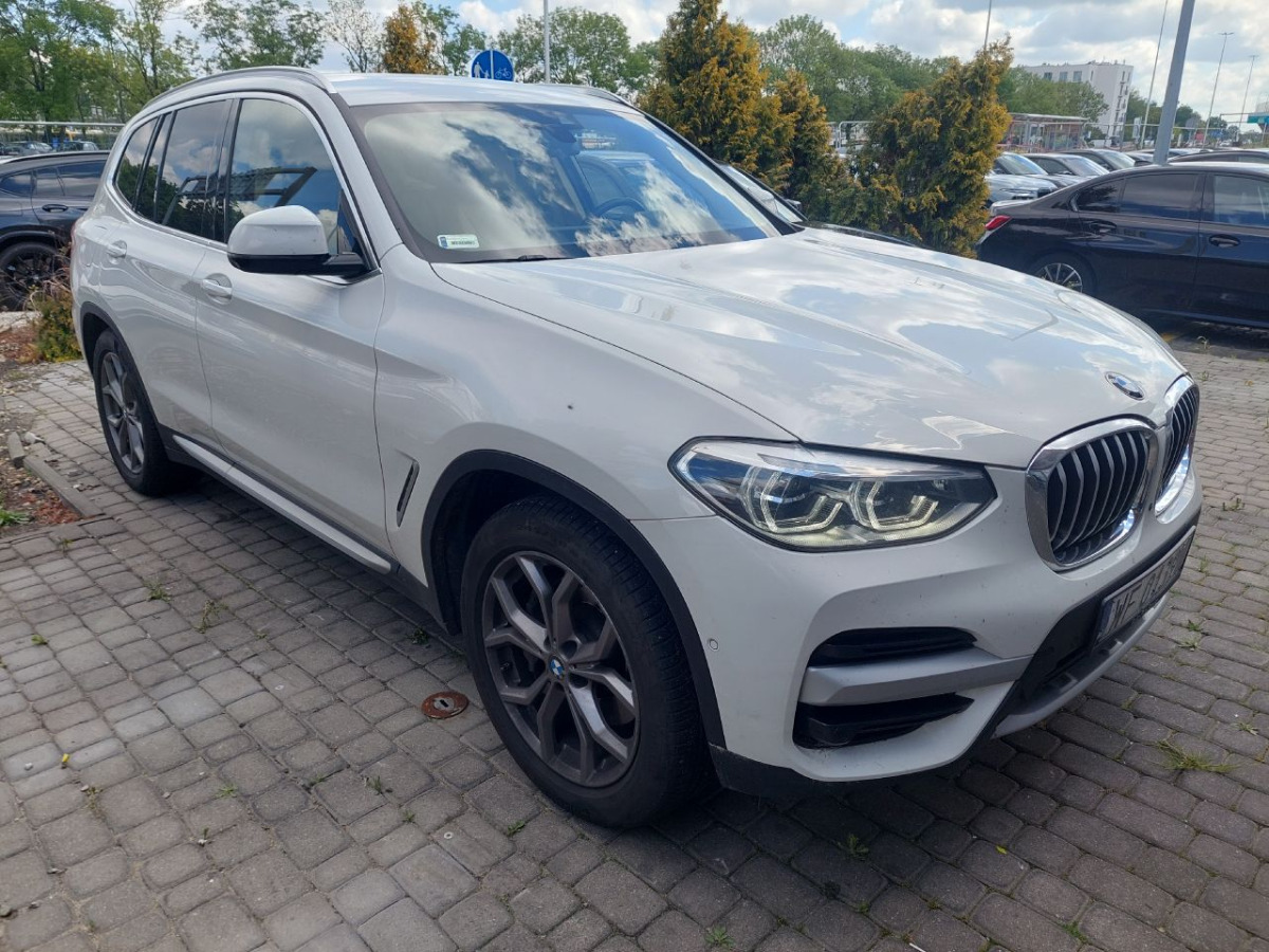 BMW X3 xDrive30i GPF xLine SUV - SUV: φωτογραφία 1 BMW X3 xDrive30i GPF xLine SUV - SUV: φωτογραφία 1