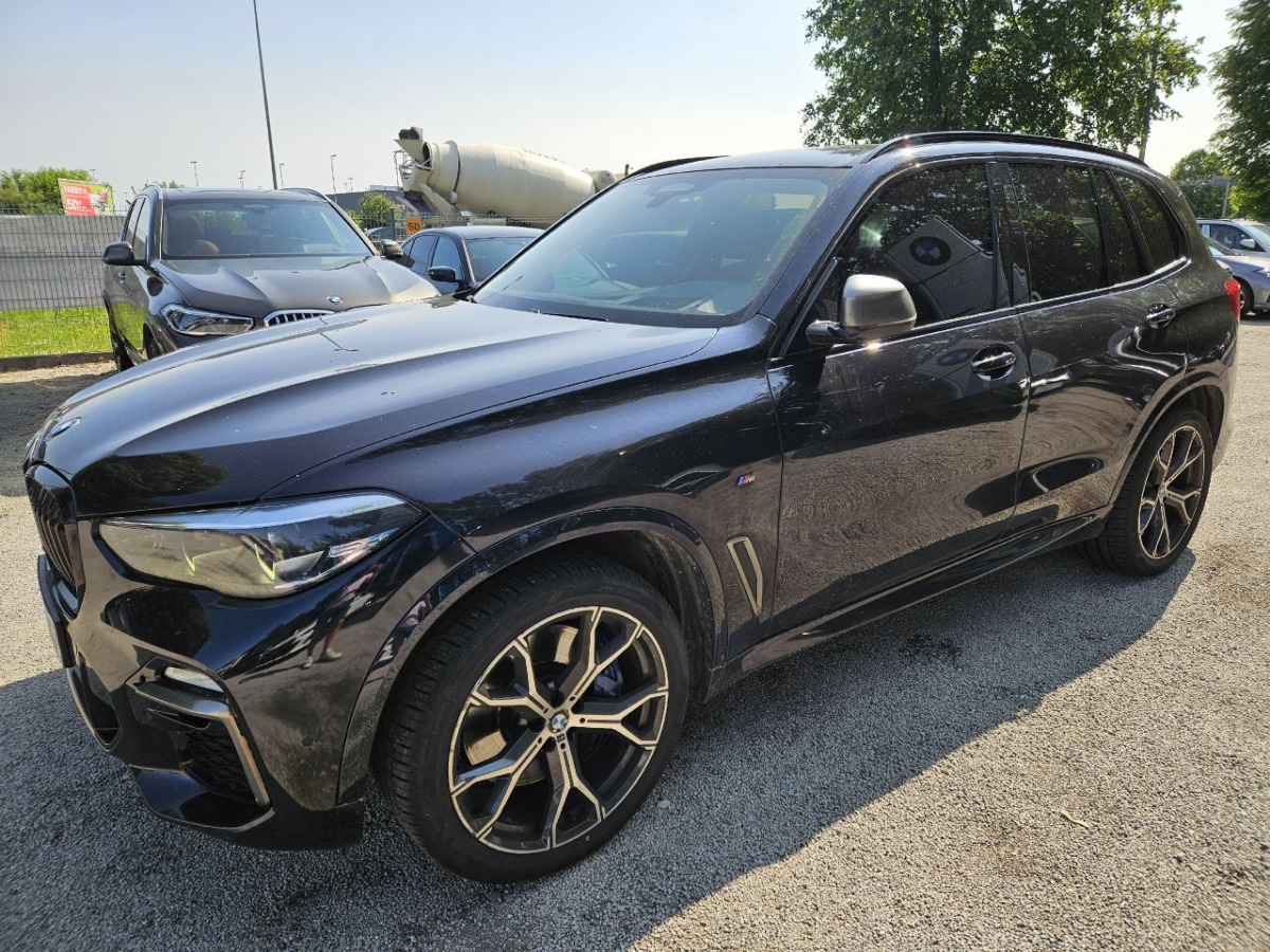 BMW X5 M50D SUV - SUV: φωτογραφία 2 BMW X5 M50D SUV - SUV: φωτογραφία 2