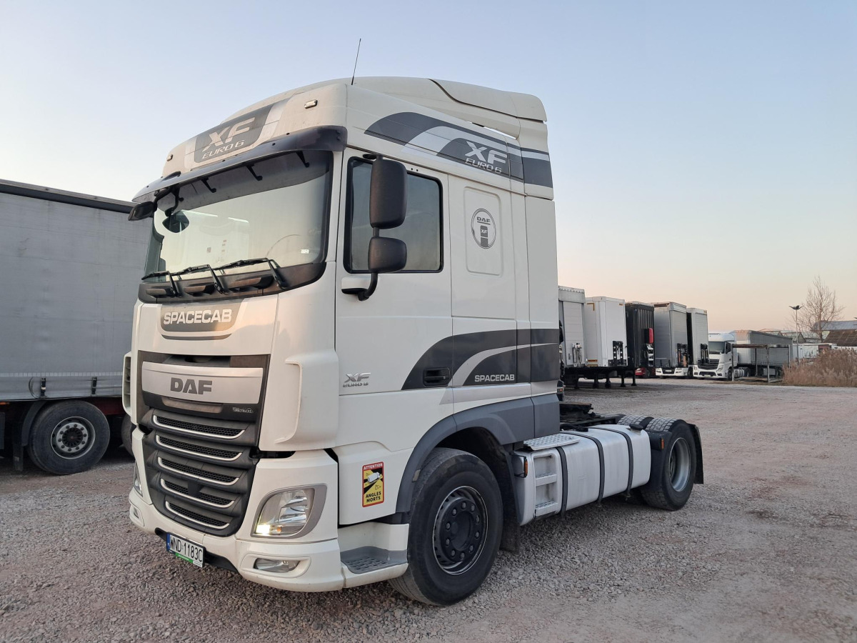 DAF XF 460 FT CIĄGNIK SIODŁOWY - Τράκτορας: φωτογραφία 2 DAF XF 460 FT CIĄGNIK SIODŁOWY - Τράκτορας: φωτογραφία 2