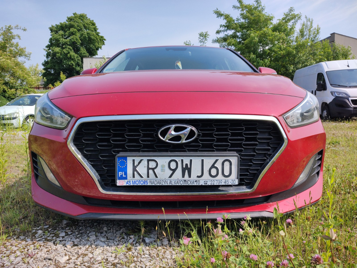 HYUNDAI I30 HATCHBACK - Hatchback: φωτογραφία 2 HYUNDAI I30 HATCHBACK - Hatchback: φωτογραφία 2