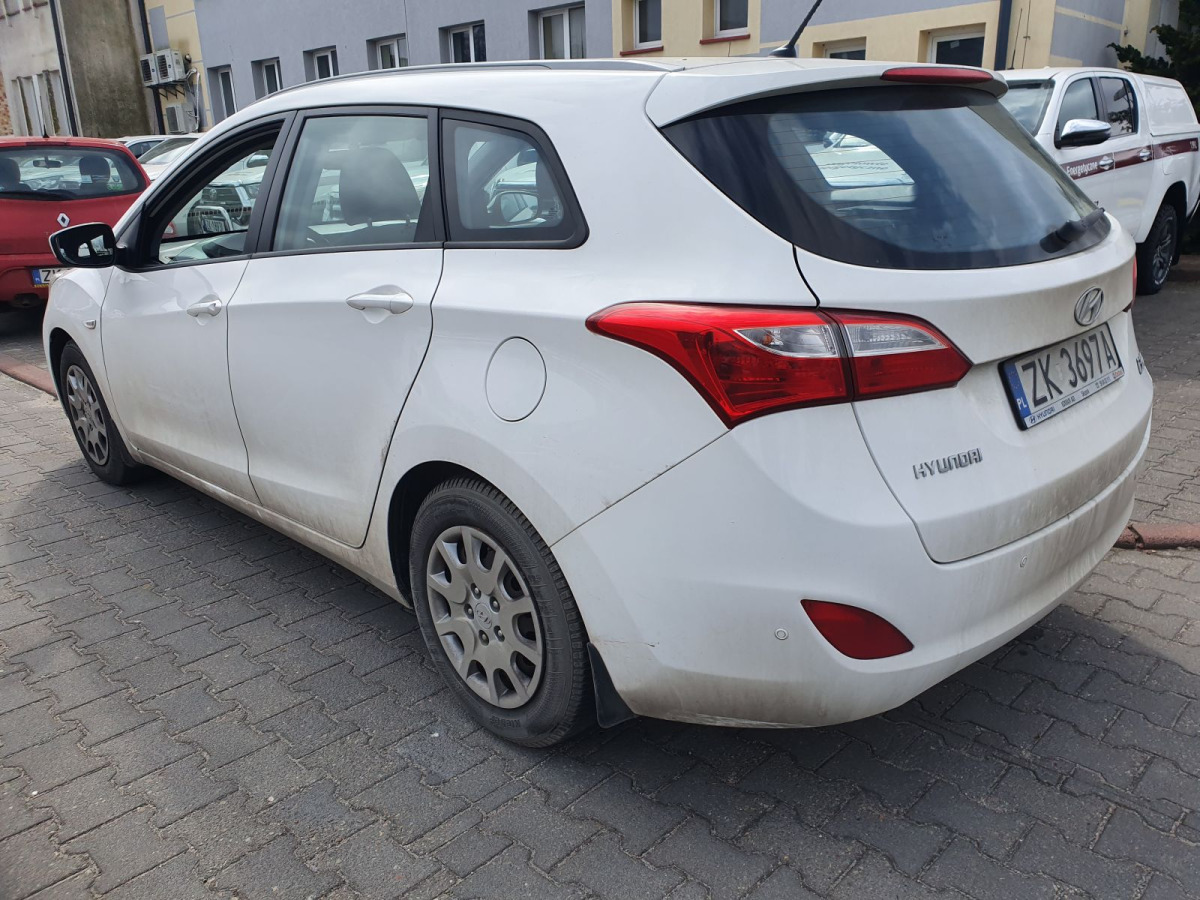 HYUNDAI I30 KOMBI - Αυτοκίνητο: φωτογραφία 4 HYUNDAI I30 KOMBI - Αυτοκίνητο: φωτογραφία 4