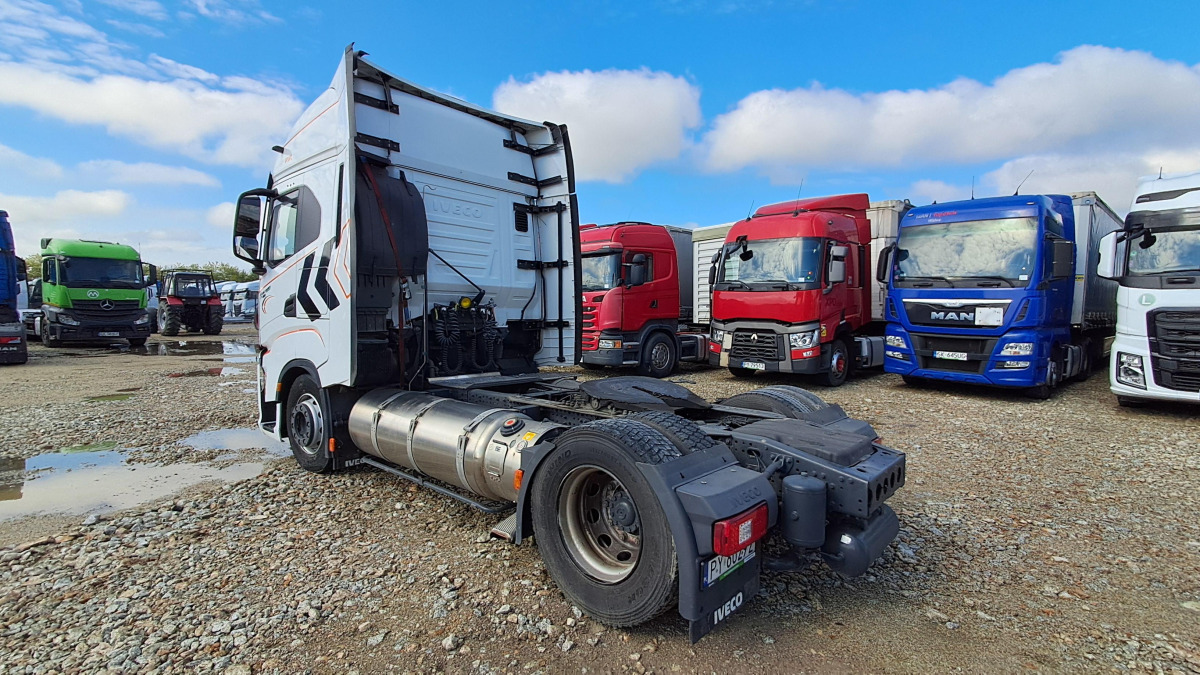 IVECO AS440ST/FP LT LNG CIĄGNIK SIODŁOWY - Τράκτορας: φωτογραφία 5 IVECO AS440ST/FP LT LNG CIĄGNIK SIODŁOWY - Τράκτορας: φωτογραφία 5