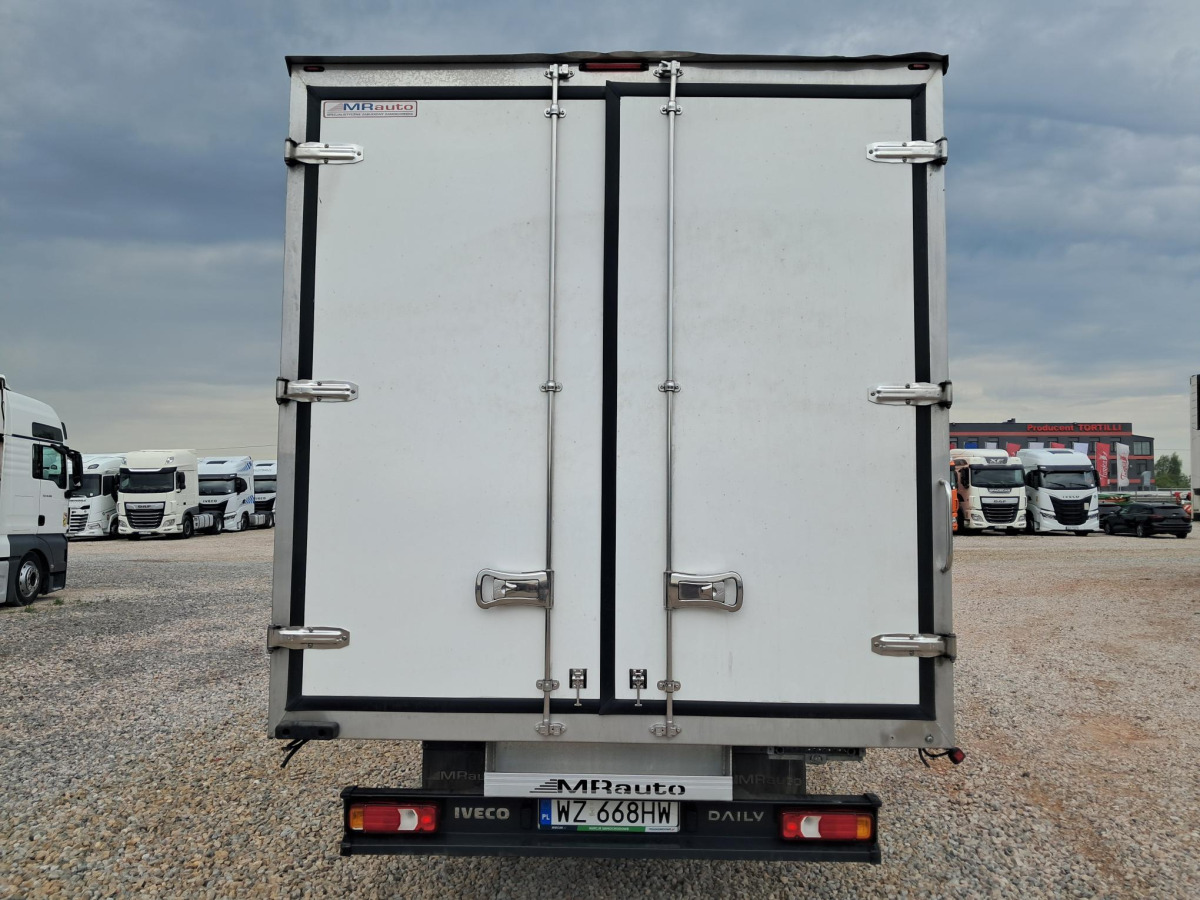 IVECO DAILY 50C18 CHŁODNIA/IZOTERMA - Επαγγελματικό αυτοκίνητο ψυγείο: φωτογραφία 5 IVECO DAILY 50C18 CHŁODNIA/IZOTERMA - Επαγγελματικό αυτοκίνητο ψυγείο: φωτογραφία 5