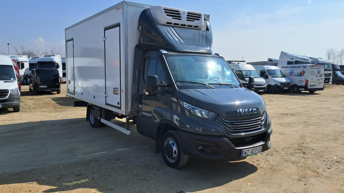 IVECO DAILY 50C18 CHŁODNIA Z AGREGATEM - Φορτηγό ψυγείο: φωτογραφία 1 IVECO DAILY 50C18 CHŁODNIA Z AGREGATEM - Φορτηγό ψυγείο: φωτογραφία 1
