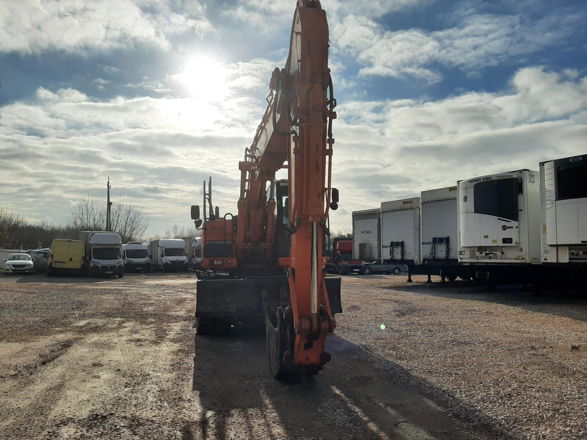 Koparka kołowa Doosan DX190W-3 2014 - 9261 mtg - silnik sprawny - Τροχοφόρος εκσκαφέας: φωτογραφία 3 Koparka kołowa Doosan DX190W-3 2014 - 9261 mtg - silnik sprawny - Τροχοφόρος εκσκαφέας: φωτογραφία 3