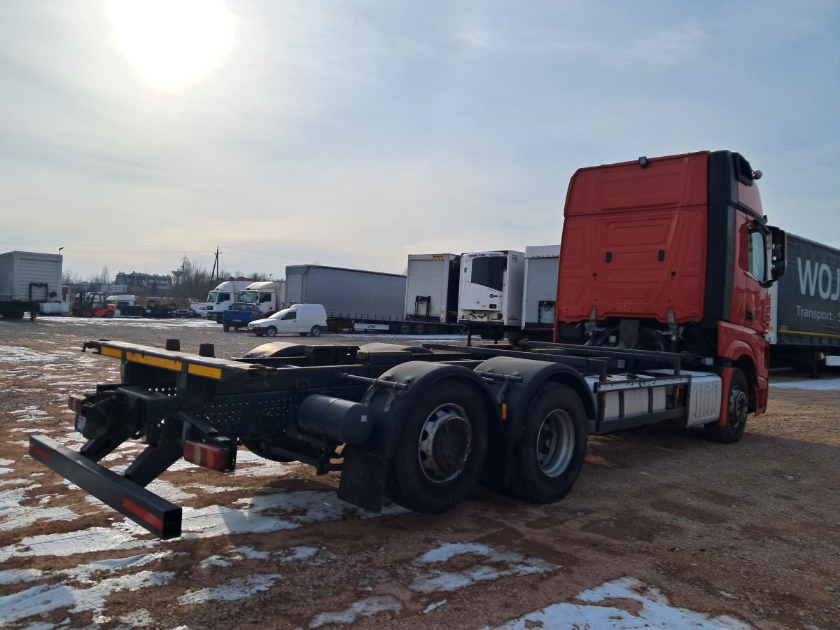 MERCEDES BENZ ACTROS BDF - Φορτηγό μεταφοράς εμπορευματοκιβωτίων/ Κινητό αμάξωμα: φωτογραφία 4 MERCEDES BENZ ACTROS BDF - Φορτηγό μεταφοράς εμπορευματοκιβωτίων/ Κινητό αμάξωμα: φωτογραφία 4
