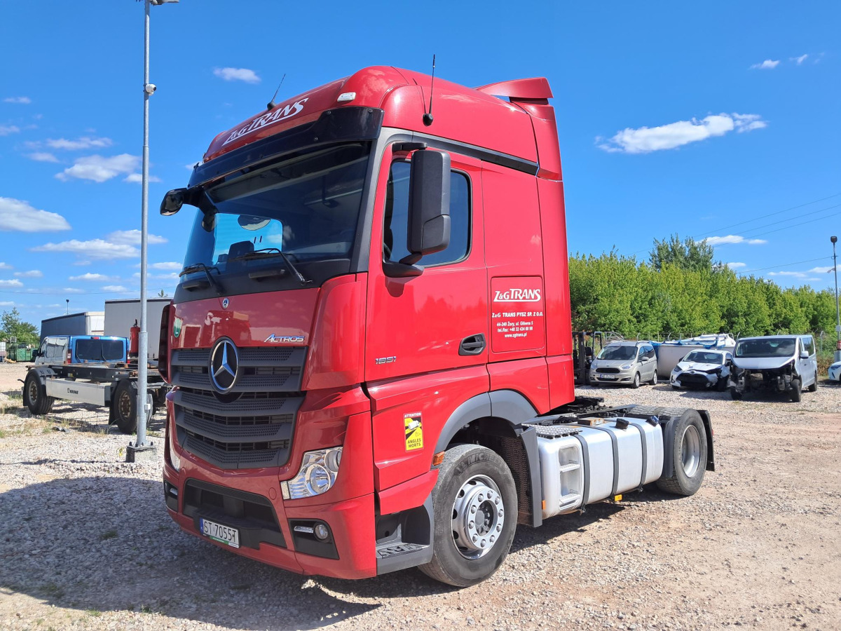 MERCEDES BENZ ACTROS CIĄGNIK SIODŁOWY - Τράκτορας: φωτογραφία 2 MERCEDES BENZ ACTROS CIĄGNIK SIODŁOWY - Τράκτορας: φωτογραφία 2