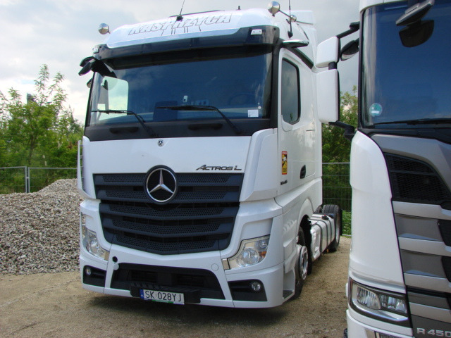 MERCEDES BENZ ACTROS CIĄGNIK SIODŁOWY - Τράκτορας: φωτογραφία 2 MERCEDES BENZ ACTROS CIĄGNIK SIODŁOWY - Τράκτορας: φωτογραφία 2
