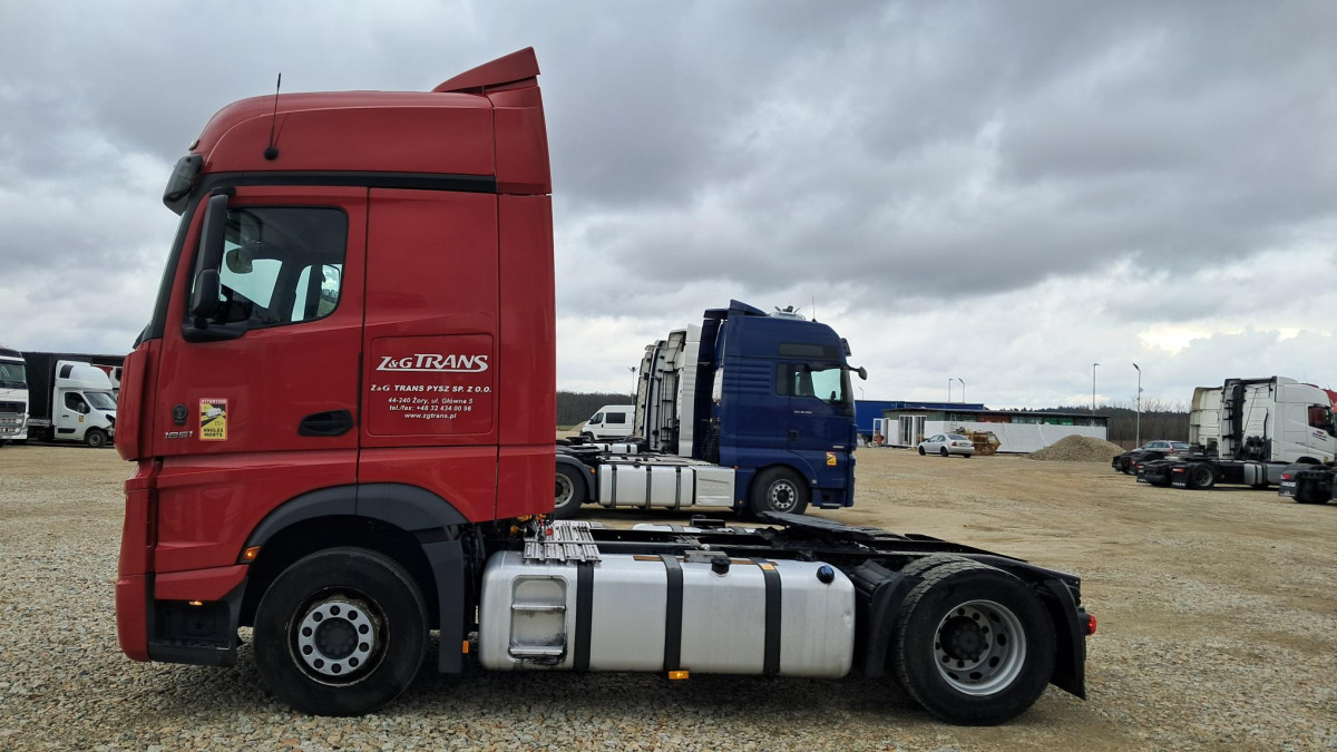 MERCEDES BENZ ACTROS CIĄGNIK SIODŁOWY - Τράκτορας: φωτογραφία 4 MERCEDES BENZ ACTROS CIĄGNIK SIODŁOWY - Τράκτορας: φωτογραφία 4
