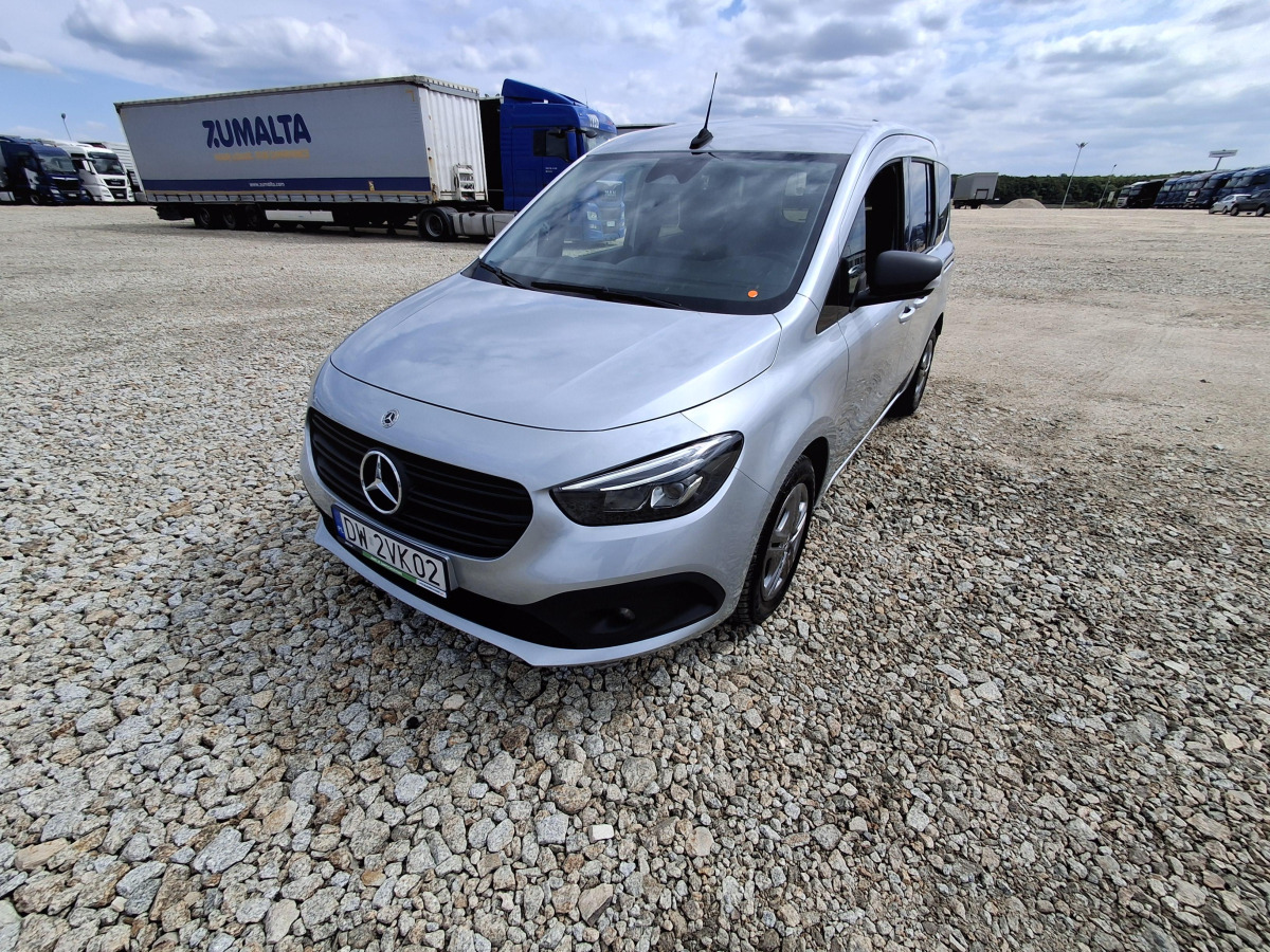 MERCEDES BENZ CITAN MINIVAN - Αυτοκίνητο: φωτογραφία 3 MERCEDES BENZ CITAN MINIVAN - Αυτοκίνητο: φωτογραφία 3