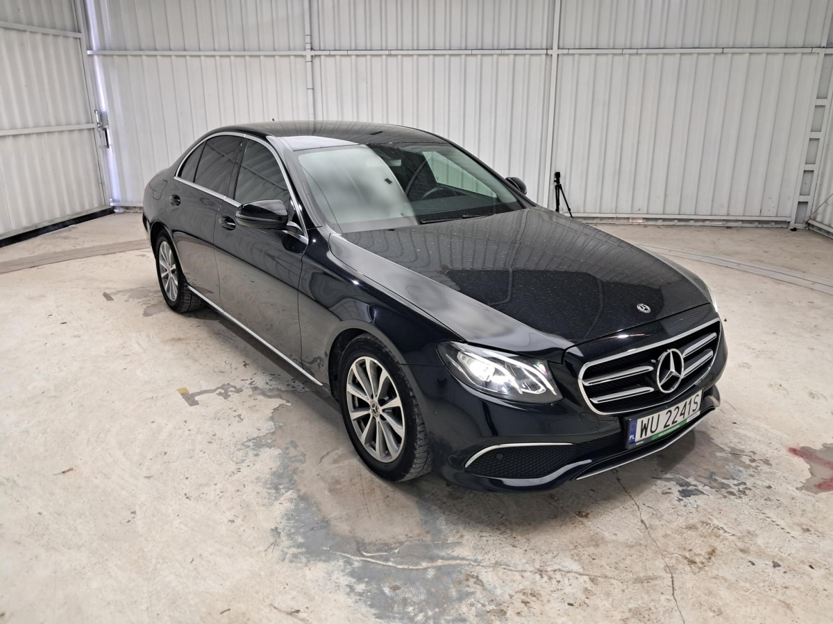 MERCEDES BENZ E 200 D SEDAN - Αυτοκίνητο: φωτογραφία 1 MERCEDES BENZ E 200 D SEDAN - Αυτοκίνητο: φωτογραφία 1