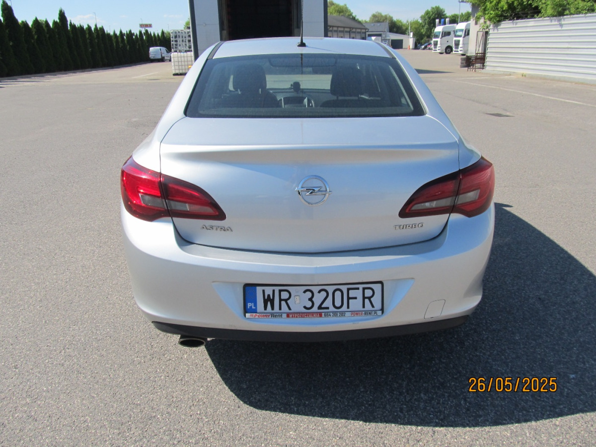 OPEL ASTRA SEDAN - Λιμουζίνα/ Sedan: φωτογραφία 5 OPEL ASTRA SEDAN - Λιμουζίνα/ Sedan: φωτογραφία 5