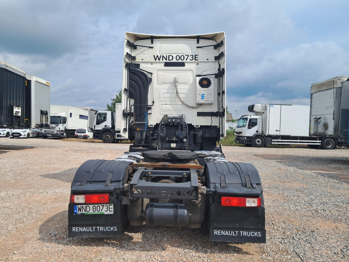 RENAULT T CIĄGNIK SIODŁOWY - Τράκτορας: φωτογραφία 5 RENAULT T CIĄGNIK SIODŁOWY - Τράκτορας: φωτογραφία 5
