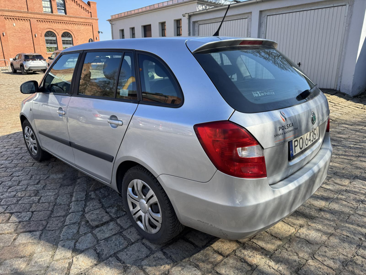 SKODA FABIA KOMBI - Αυτοκίνητο: φωτογραφία 4 SKODA FABIA KOMBI - Αυτοκίνητο: φωτογραφία 4