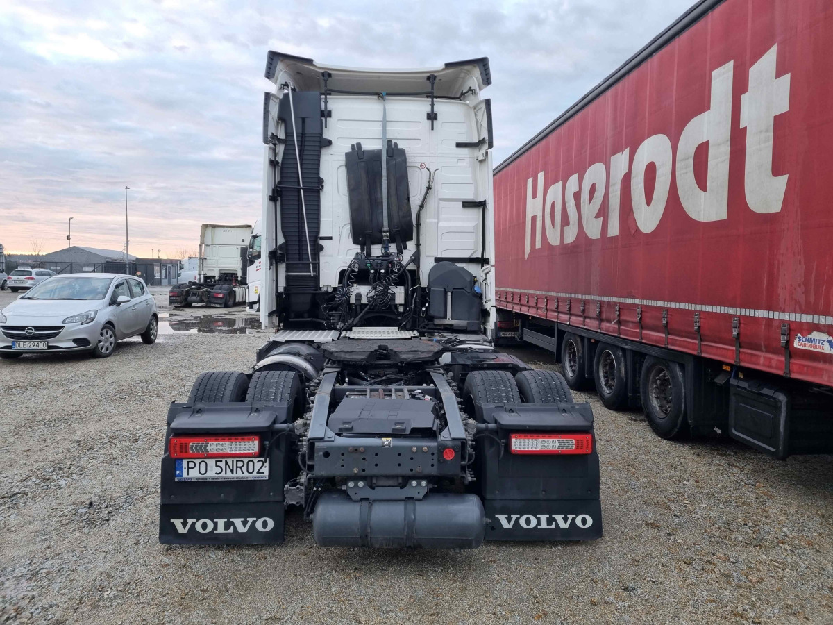 VOLVO FH 460 CIĄGNIK SIODŁOWY - Τράκτορας: φωτογραφία 5 VOLVO FH 460 CIĄGNIK SIODŁOWY - Τράκτορας: φωτογραφία 5