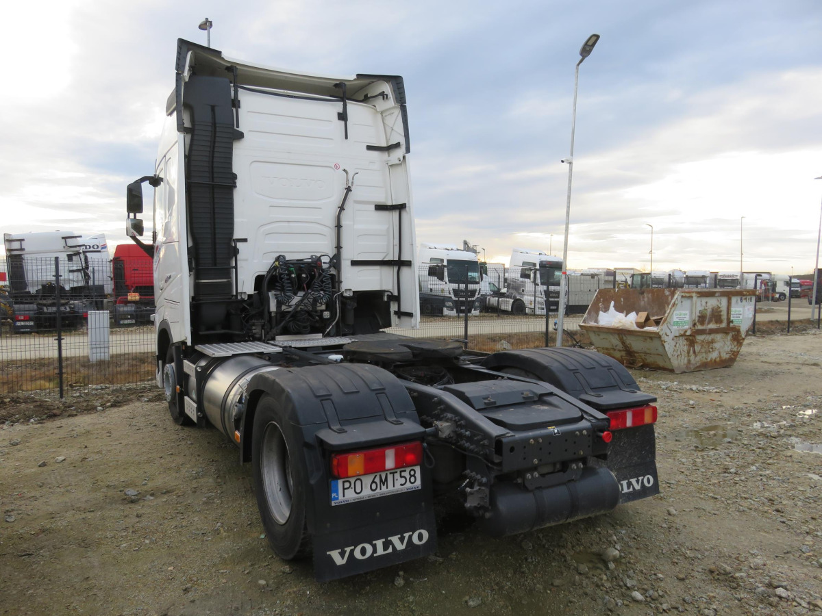 VOLVO FH 460 CIĄGNIK SIODŁOWY - Τράκτορας: φωτογραφία 3 VOLVO FH 460 CIĄGNIK SIODŁOWY - Τράκτορας: φωτογραφία 3